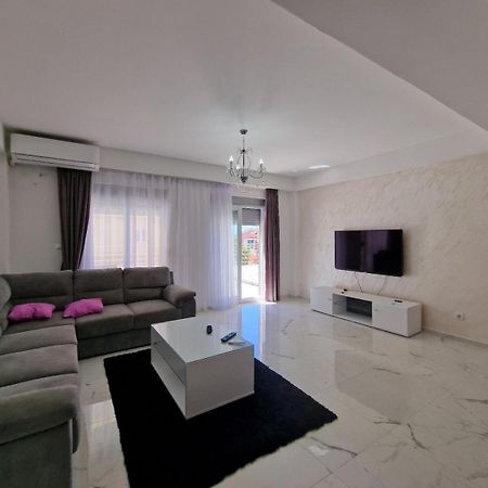 Ata Apartmani. Petrovac na moru Exterior foto
