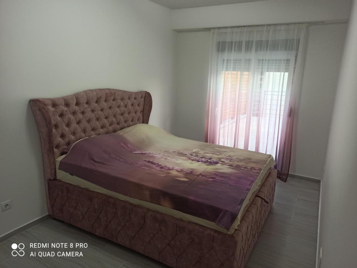 Ata Apartmani. Petrovac na moru Exterior foto